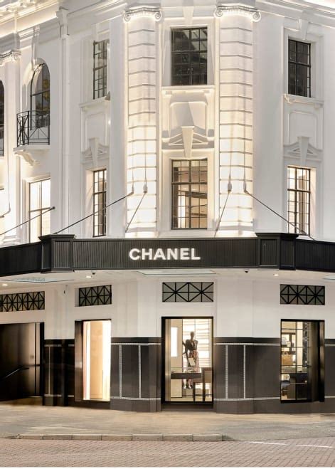 chanel store raine square